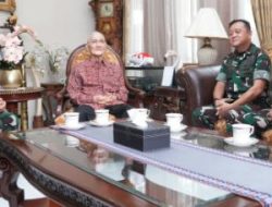Anjangsana TNI ke Jenderal TNI (Purn) Try Sutrisno, Kita Tidak Boleh Melupakan Persatuan