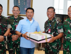Mabes TNI Pererat Silaturahmi Dengan, Sesepuh Jenderal TNI (Purn) Dr. Moeldoko