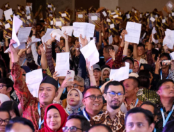 Akad Massal KUR 800.000 Debitur, Menteri UMKM Optimistis Lapangan Kerja Makin Luas