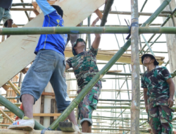 Penuh Semangat, Satgas TMMD Kodim 1505/Tidore dan Warga Gotong Royong