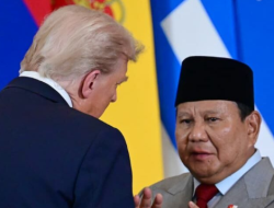 Momen Jabat Tangan dan Pujian Presiden Trump ke Presiden Prabowo
