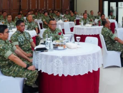 Kasum TNI Buka Taklimat Awal Audit Ketaatan dan Kinerja Itjen TNI Periode IV TA 2025
