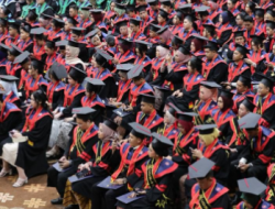 Menteri UMKM Ajak 2.270 Wisudawan Trisakti Jadi Wirausaha Ciptakan Lapangan Kerja