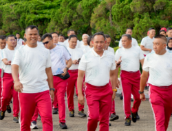 Olahraga Bersama, Panglima TNI Ajak Prajurit dan PNS TNI Jalani Pola Hidup Sehat