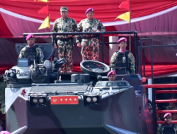 Panglima TNI Dikukuhkan Sebagai Warga Kehormatan Pasukan Pendarat Korps Marinir