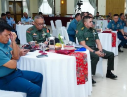 Kasum TNI Pimpin Taklimat Akhir Audit Ketaatan dan Kinerja Itjen TNI Periode IV TA 2025