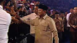 Presiden Prabowo Hadiri Puncak Peringatan Hari Guru Nasional di Indonesia Arena
