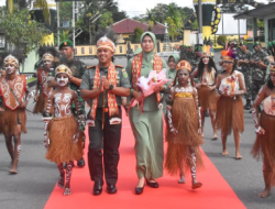 Sambutan Tarian Adat Warnai Kedatangan Dandim 1710/Mimika