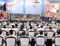 Panglima TNI Hadiri Taklimat Awal Tahun 2026 Presiden RI di Hambalang