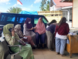 Percepat Pemulihan Sumbar, Kementerian UMKM Salurkan Bantuan Produksi