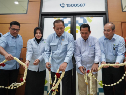 Menkop Luncurkan Call Center Kopdes Merah Putih, Merespon Pengaduan Masyarakat