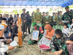 Upacara Militer Iringi Pemakaman Sertu Arifin Cepa Yang Gugur Dalam Tugas