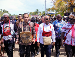 Menkop Resmikan Operasional Kopdes Merah Putih di Atuka Mimika, Papua Tengah