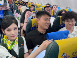 Kemenpar Sambut Penerbangan Perdana Spring Airlines Rute Guangzhou dan Shenzhen ke Jakarta