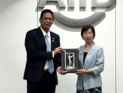 Menteri Keuangan Amankan Pendanaan USD17 Miliar Dari AIIB