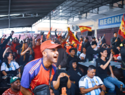 Kodim 1710/Mimika Gelar Nobar Final Piala Dunia 2026 di Tiga Lokasi Bersama Masyarakat