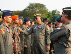 Panglima TNI Tinjau Kesiapan Alutsista Demo Udara HUT Ke-81 RI
