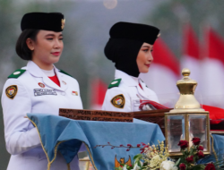 Panglima TNI Hadiri Upacara Penurunan Bendera Sang Merah Putih di Istana Merdeka