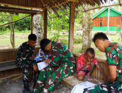 Canda dan Tawa Warnai TMMD Ke-129, Kedekatan Satgas TNI Dengan Anak-Anak Kampung Sesor Makin Erat