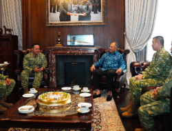 Wadan Kodiklat TNI Anjangsana ke Kediaman Marsekal TNI (Purn) Fadjar Prasetyo