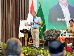 Rocky Gerung Sampaikan Materi Pra Kongres Syarikat Islam